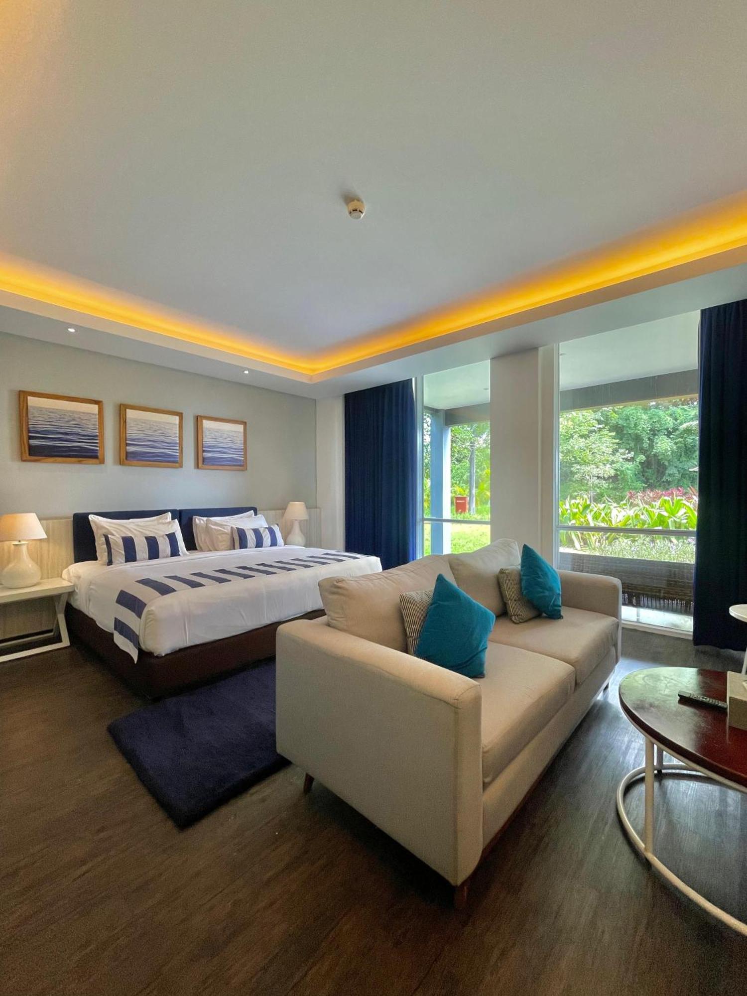 Swiss-Belresort Belitung Tanjungbinga Kültér fotó